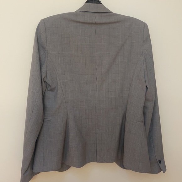 Zara Tailored Plaid Blazer - Picture 9 of 10